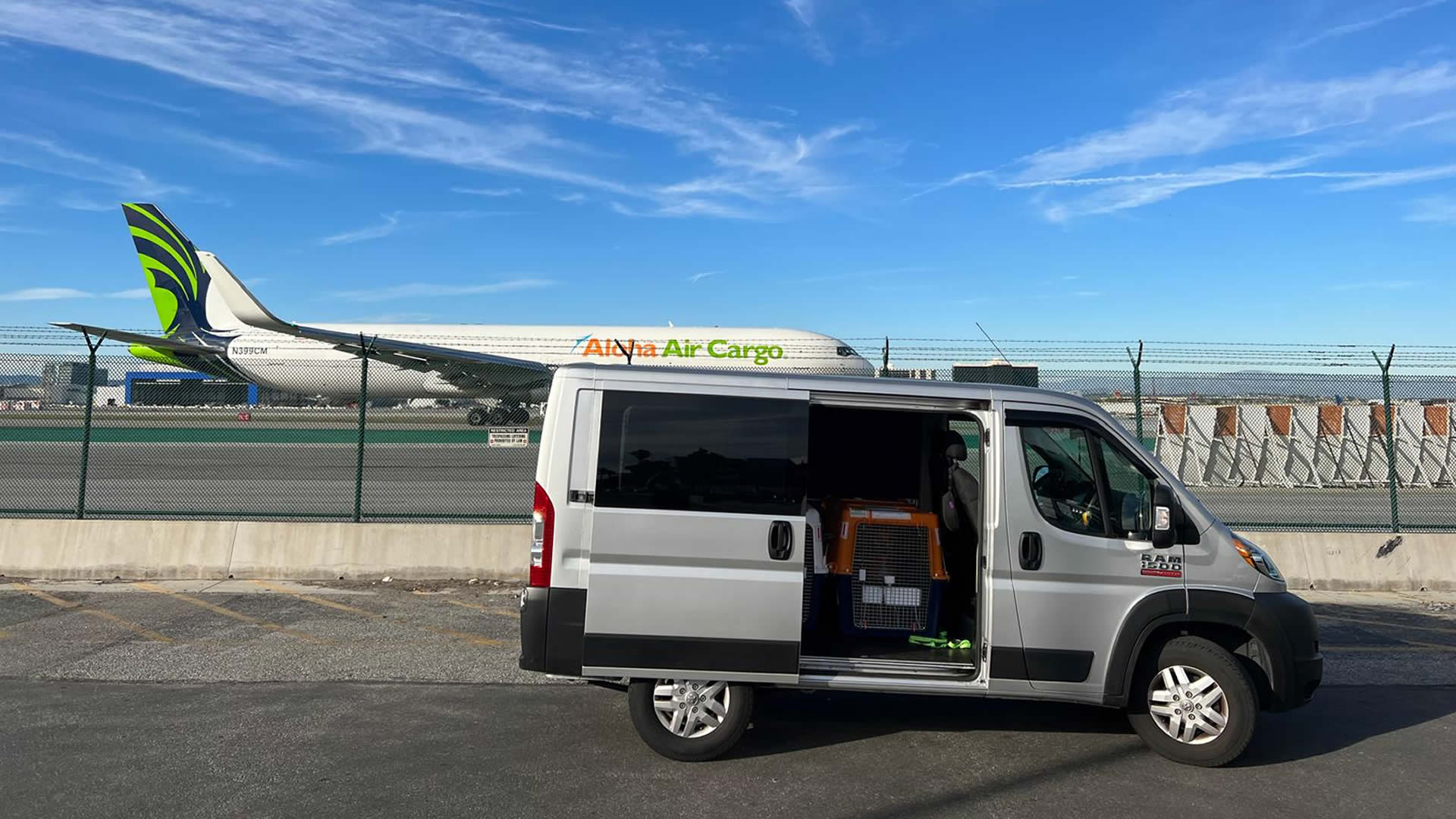 LAX pet transportation